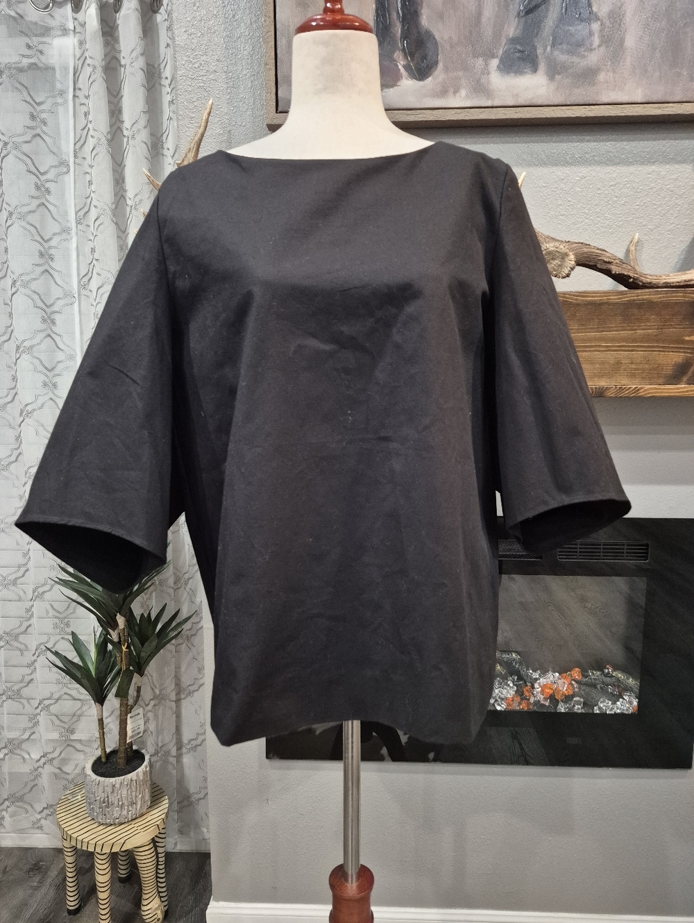 New COS Overzide Top Classic Black Women’s Boxy Top Size 12